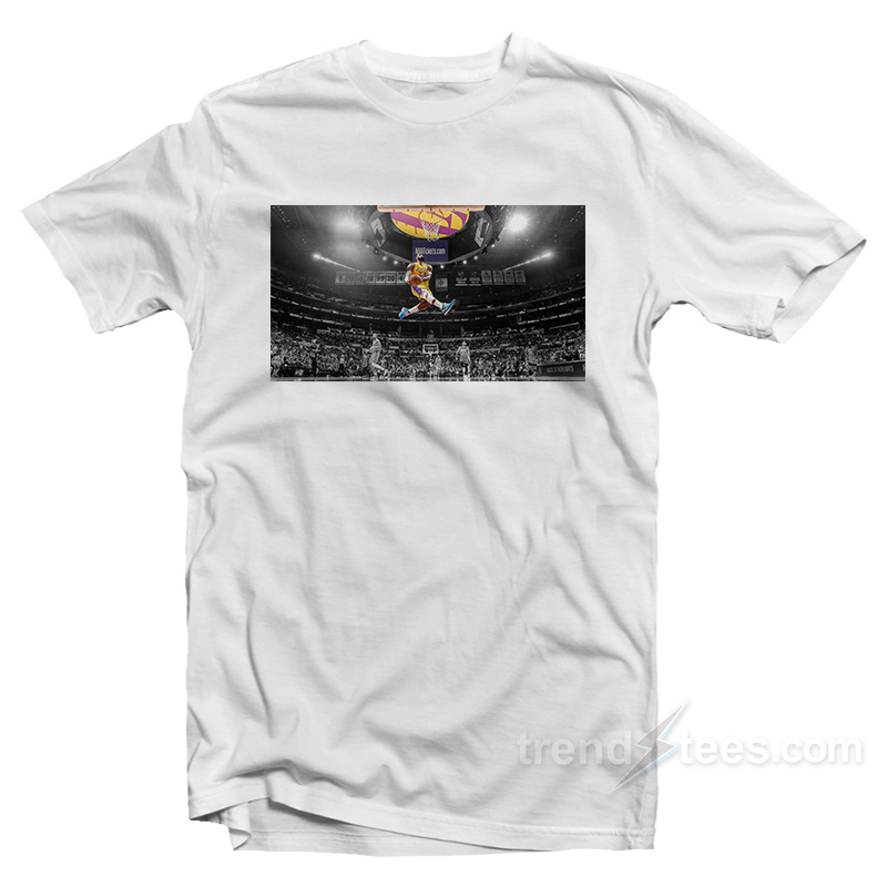 LeBron James Dunk T-Shirt