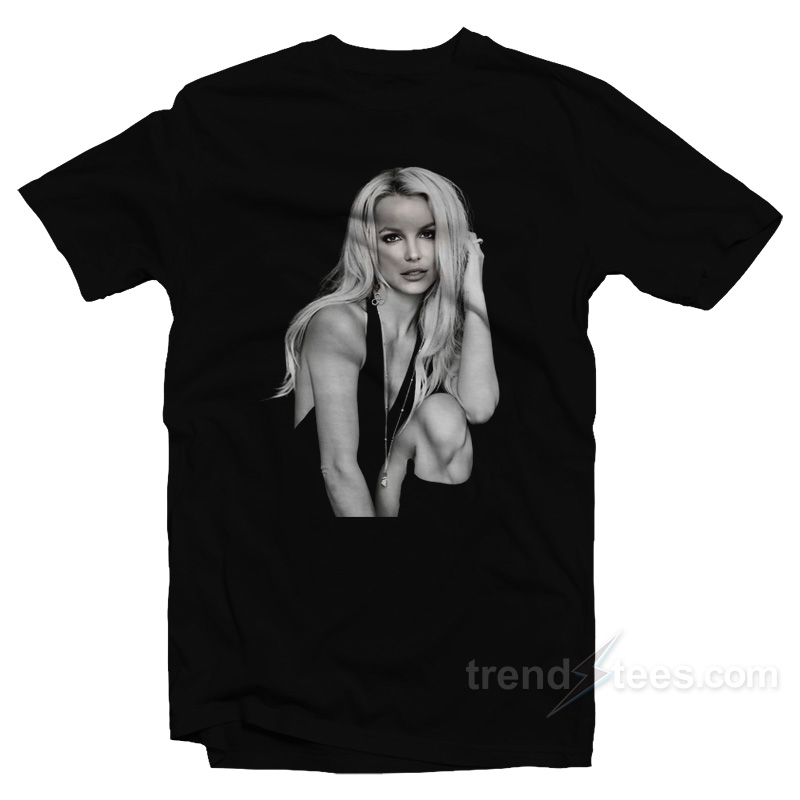 Britney Spears Amazing Outtake From 2015 by Glenn Nutley T-Shirt